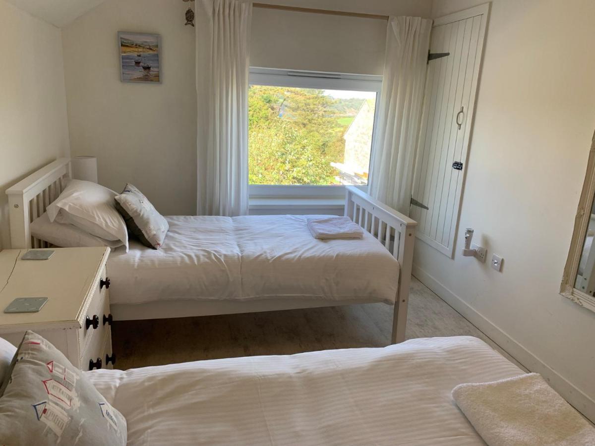 Villa Little Karenza Is The Perfect Cornish Getaway Saint Anthony Esterno foto